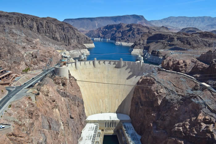 http://rtwin30days.com/wp-content/uploads/2012/04/Hoover-Dam-Selects-22-1024x682.jpg